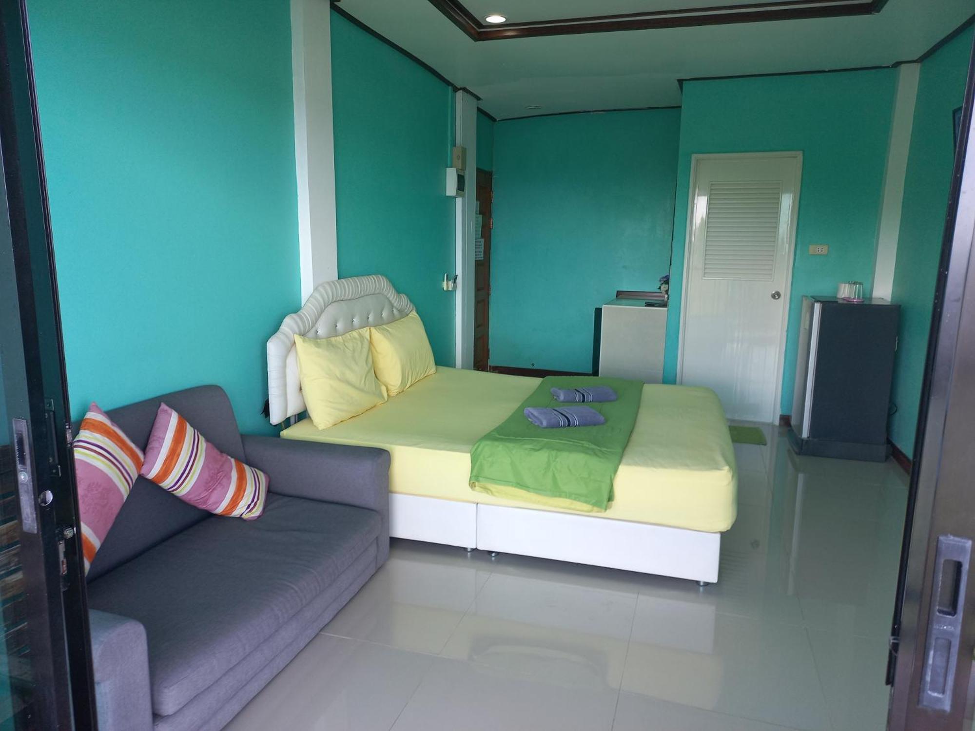 Ocean View Resort - Koh Sichang Luaran gambar