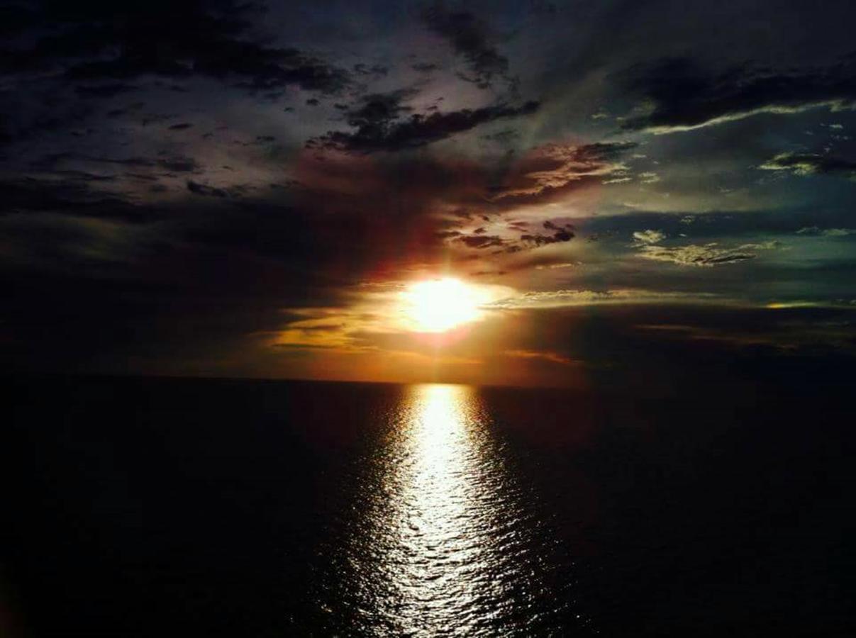 Ocean View Resort - Koh Sichang Luaran gambar