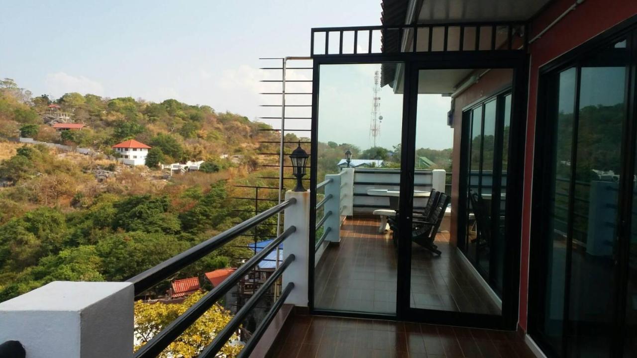 Ocean View Resort - Koh Sichang Luaran gambar