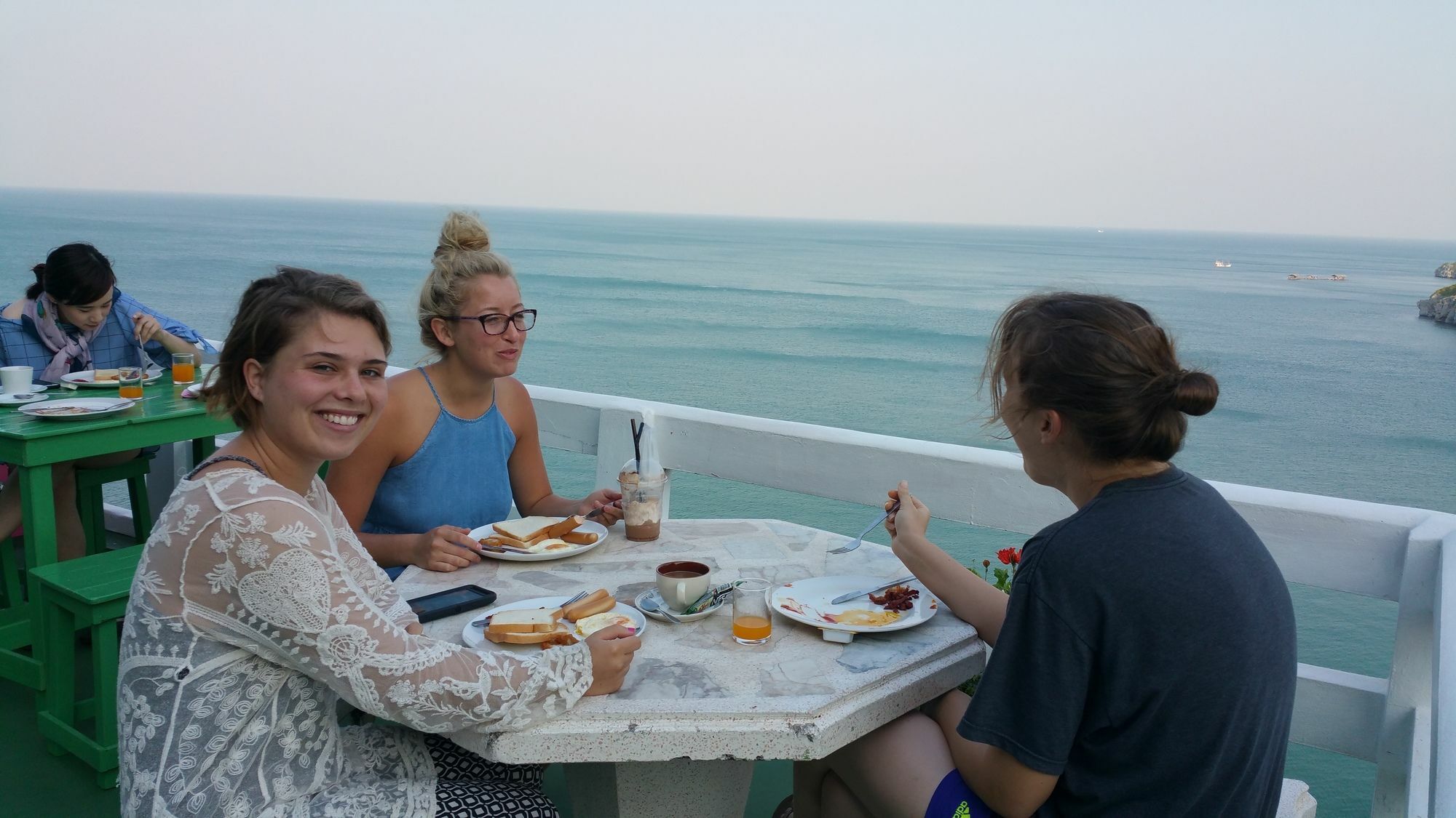 Ocean View Resort - Koh Sichang Luaran gambar